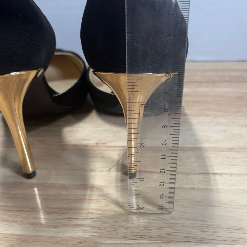 Jessica Simpson Black Pointed-Toe High Heel Pumps - Picture 10 of 10